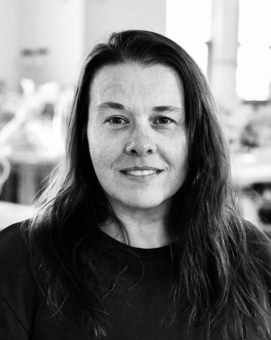 Portrait of Stacy, a member of the Hocking Hills Garment Center team